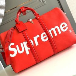 Authentic Louis Vuitton X Supreme Keepall Bandouliere Never