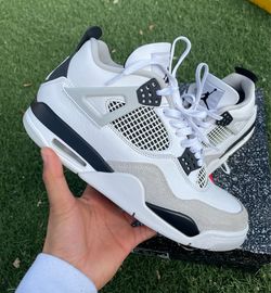 Sz 9.5 Air Jordan 4s $170 FIRM NO TRADES