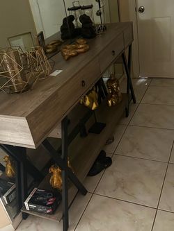 Entry table