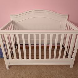 White Baby Toddler Crib