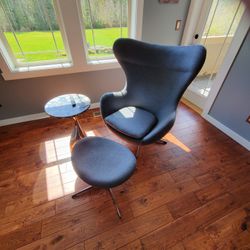 Egg Chair and Ottoman