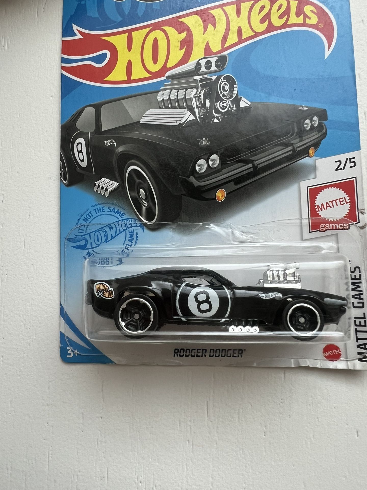 Hot Wheels Rodger Dodger 