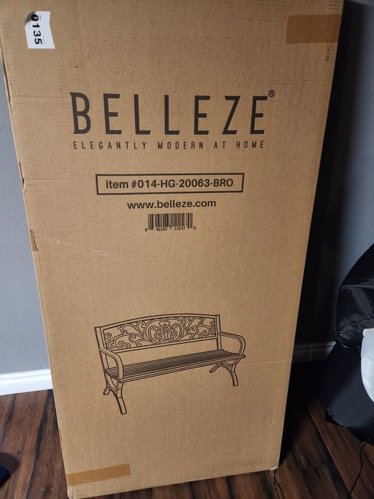 Beautiful Bench New In Box