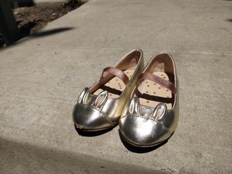 Cat & Jack toddler girl shoes-golden bunny