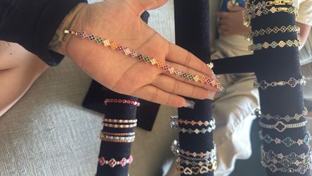 Bracelet