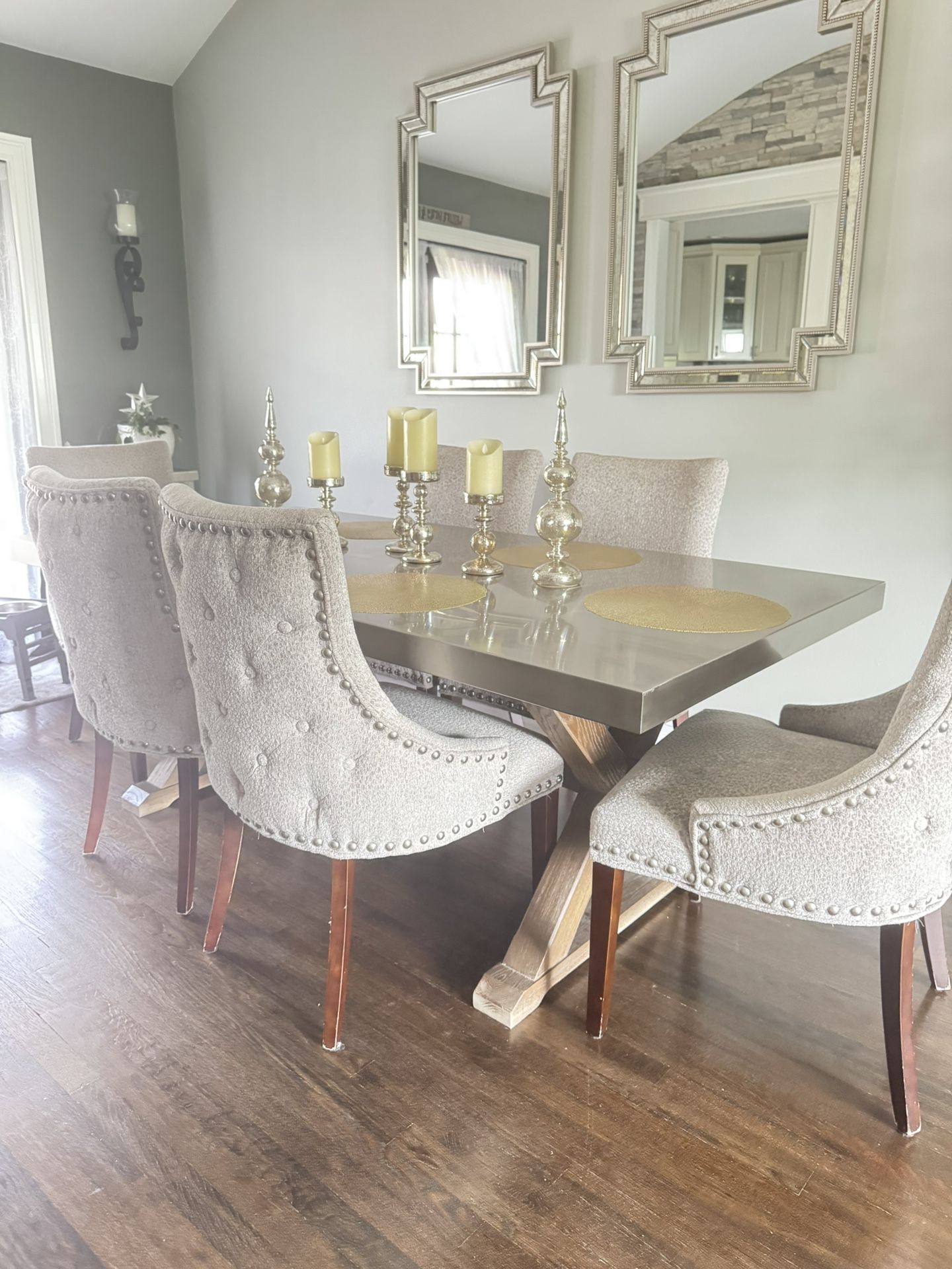 Dinning Table Pier Import