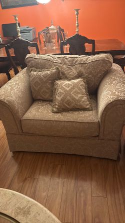 Lodge Love Seat