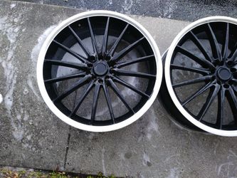 4 rims good condiccion. Buena condiccion 20