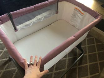 Dream On Me Bedside Bassinet