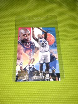 Like Mint 1994 Shaquille O'Neal USA Gold Basketball Card - Flair