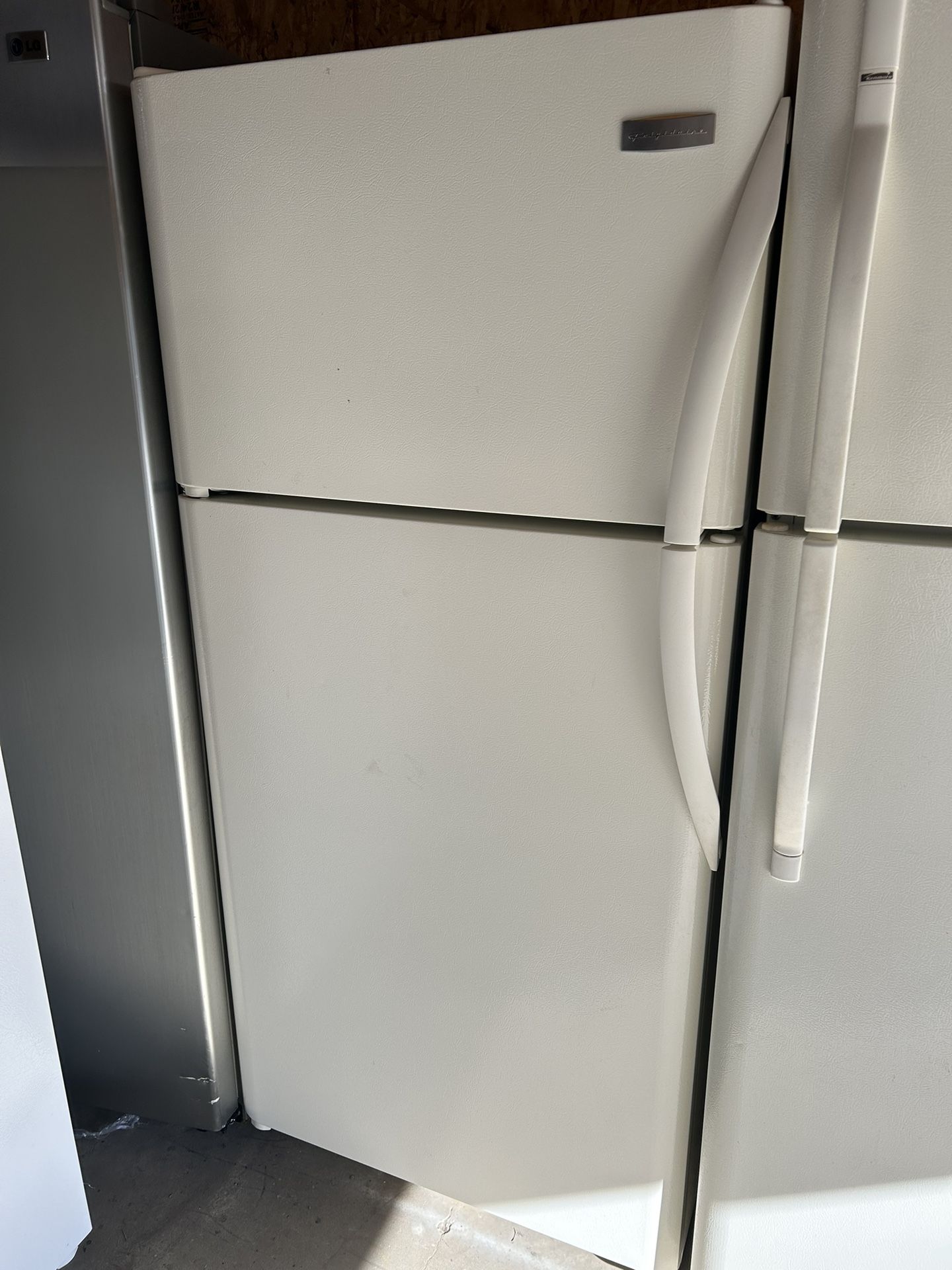 REFRIGERATOR