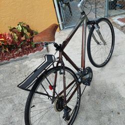 A NICE  TREK  BIKE  MODEL NUMBER  7100