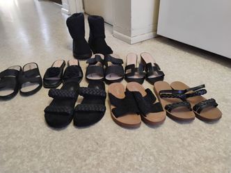 Women's sandals size 6 and 7.  30$ for everything