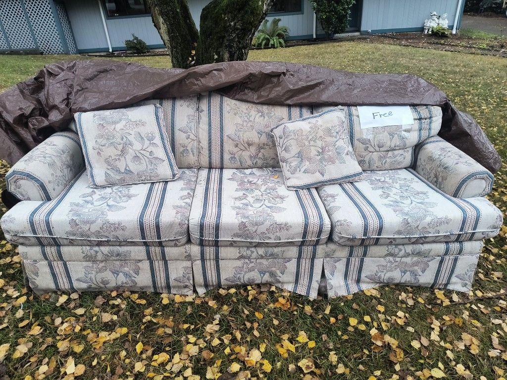 Free Couch