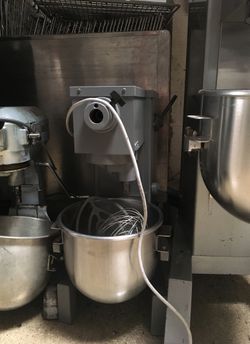 Univex 20qt. Mixer