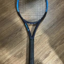 Wilson Ultra V2 100UL Tennis Racket