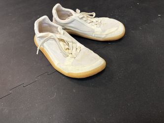 Vivobarefoot (Men’s 10)