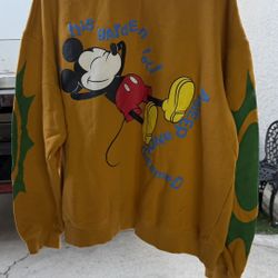 DISNEY MICKEY MOUSE MUSTARD CREWNECK SZ XXL  DISNEYLAND VINTAGE 
