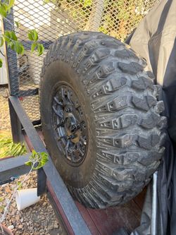Can am x3 Rims and Tires size 32/10/R14