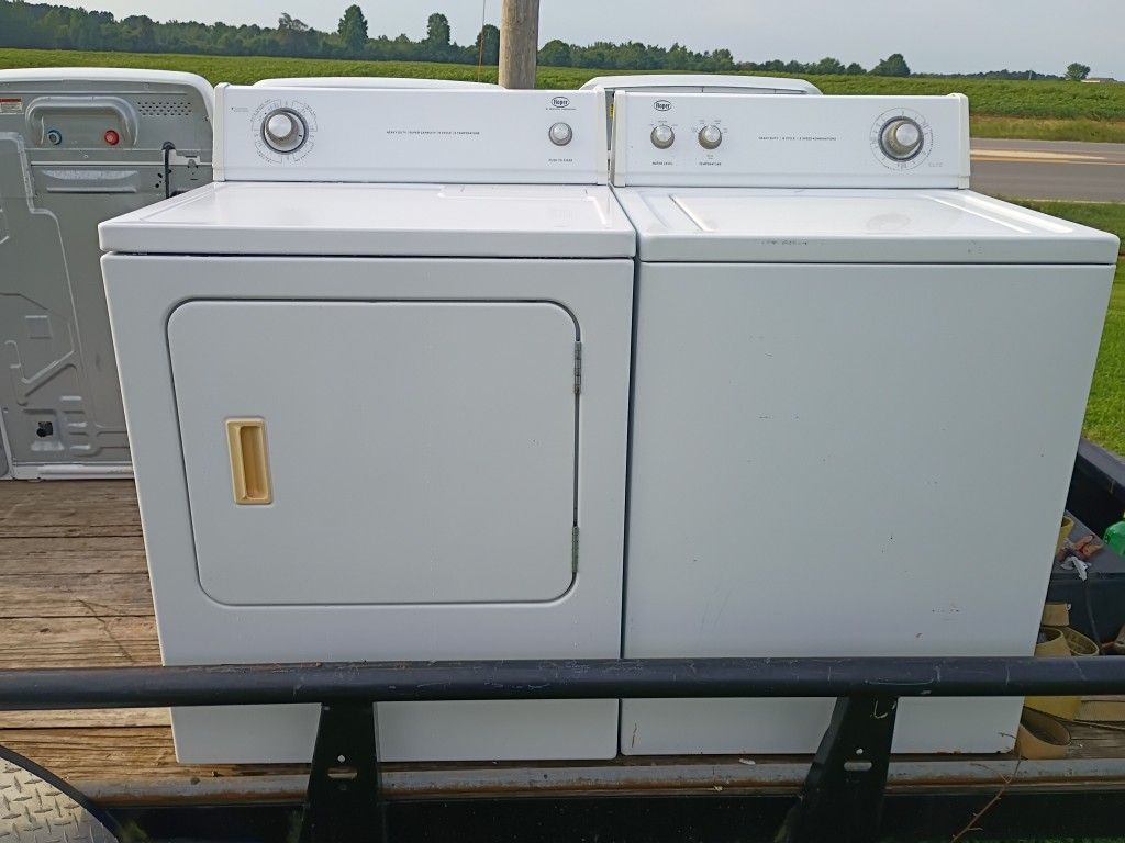 💥 Roper Washer And Dryer Matching Set💥
Heavy Duty Super Capacity $500