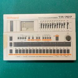 Roland TR-707 Drum Machine
