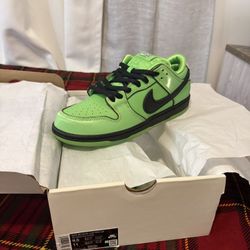 Nike SB Dunk Power Puff