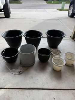 Planters/pots