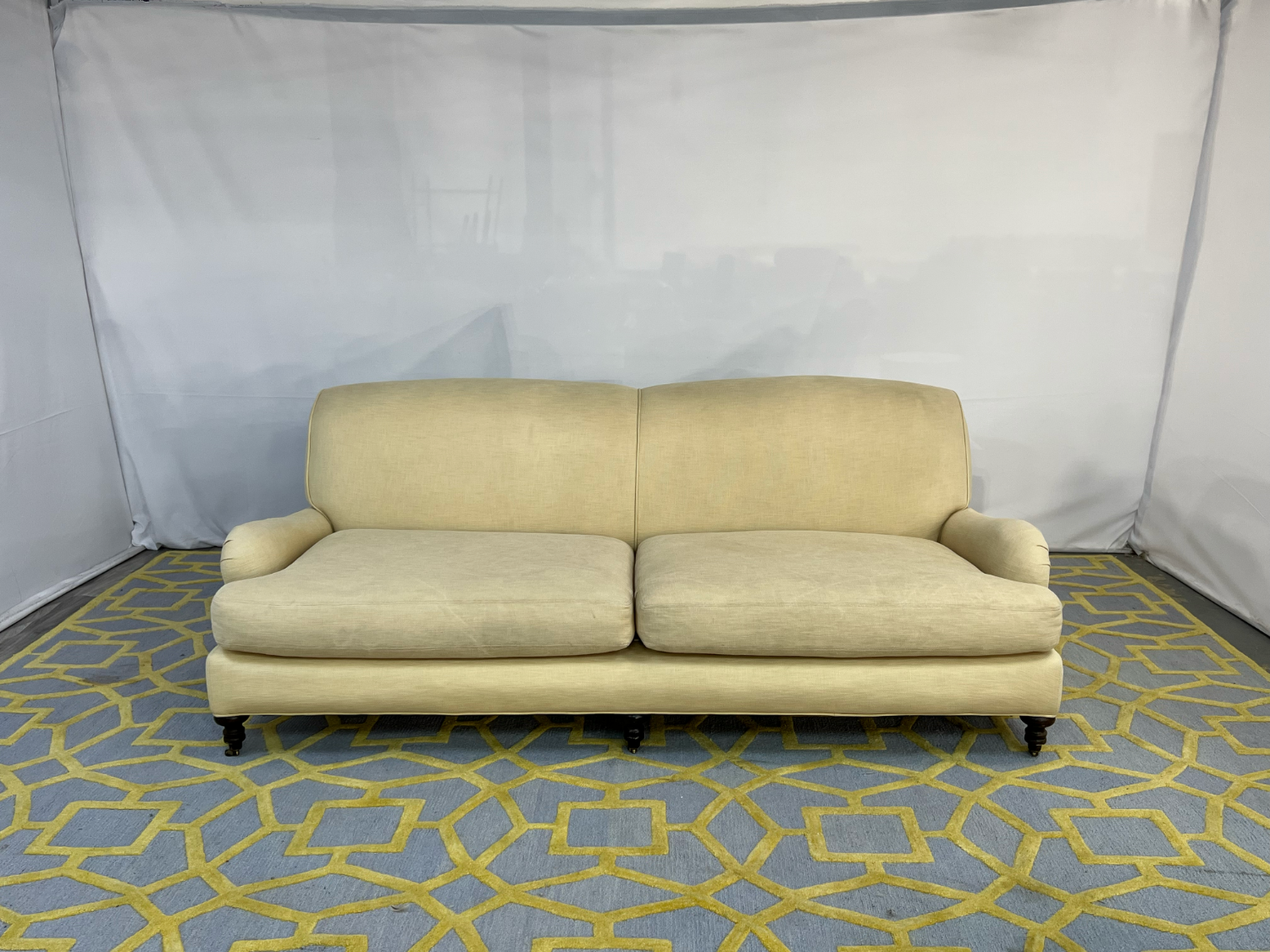 ( Delivery Available ) Crate & Barrel English Roll Arm Cream White Sofa