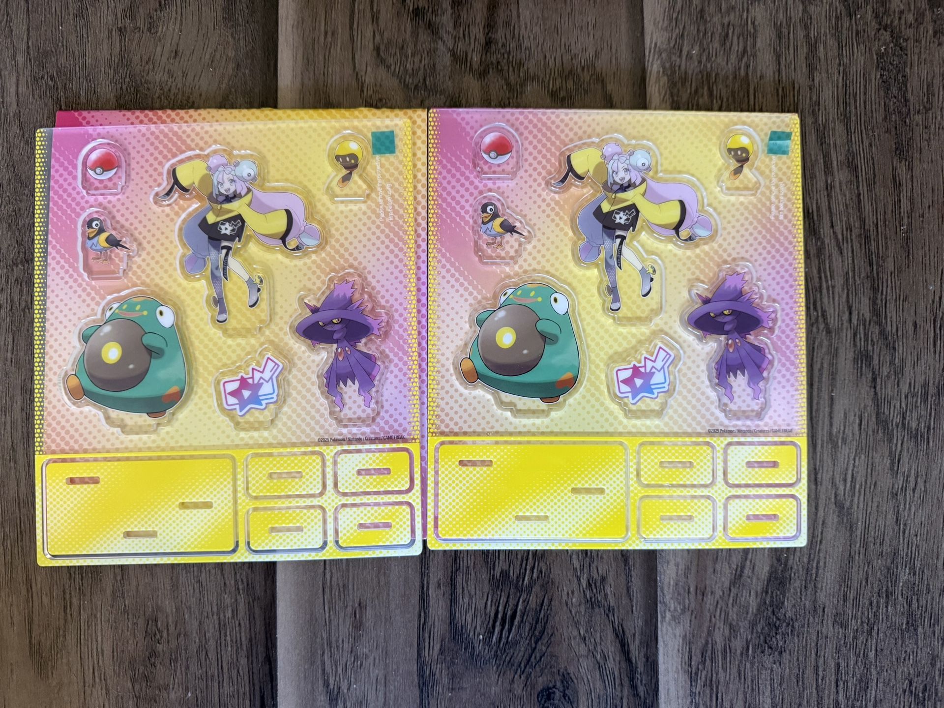 Iono Pokemon Stand