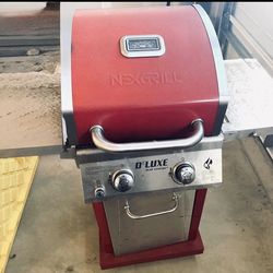 Nexgrill Deluxe 2 Burner Gas Grill