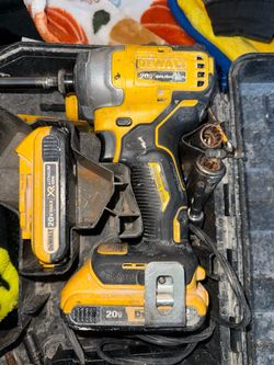 DeWalt 20V Brushless Impact Driver with Batteries
