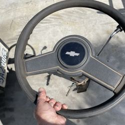 S10 Steering Wheel Almost New.
