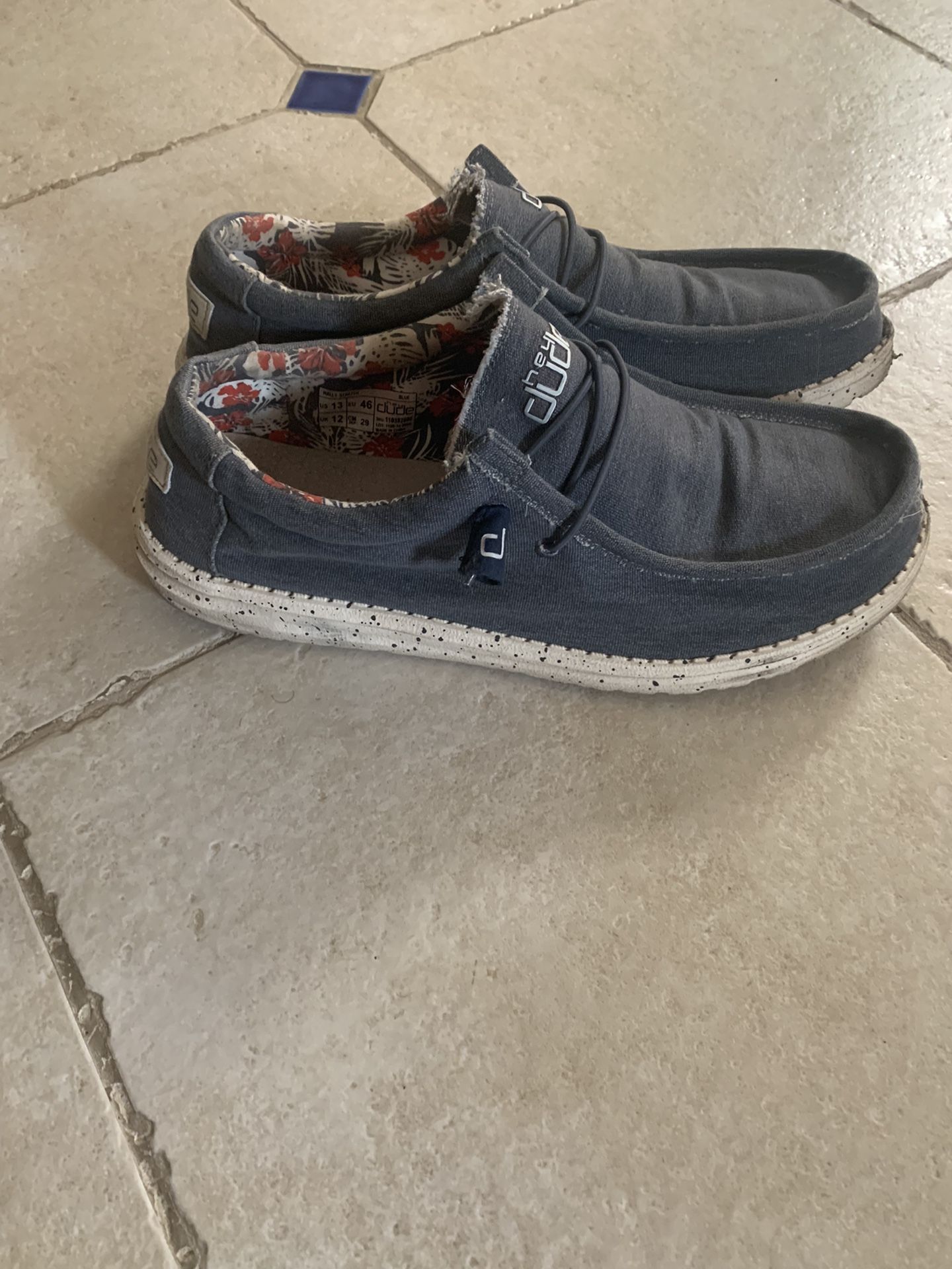 Hey dude Mens Shoes