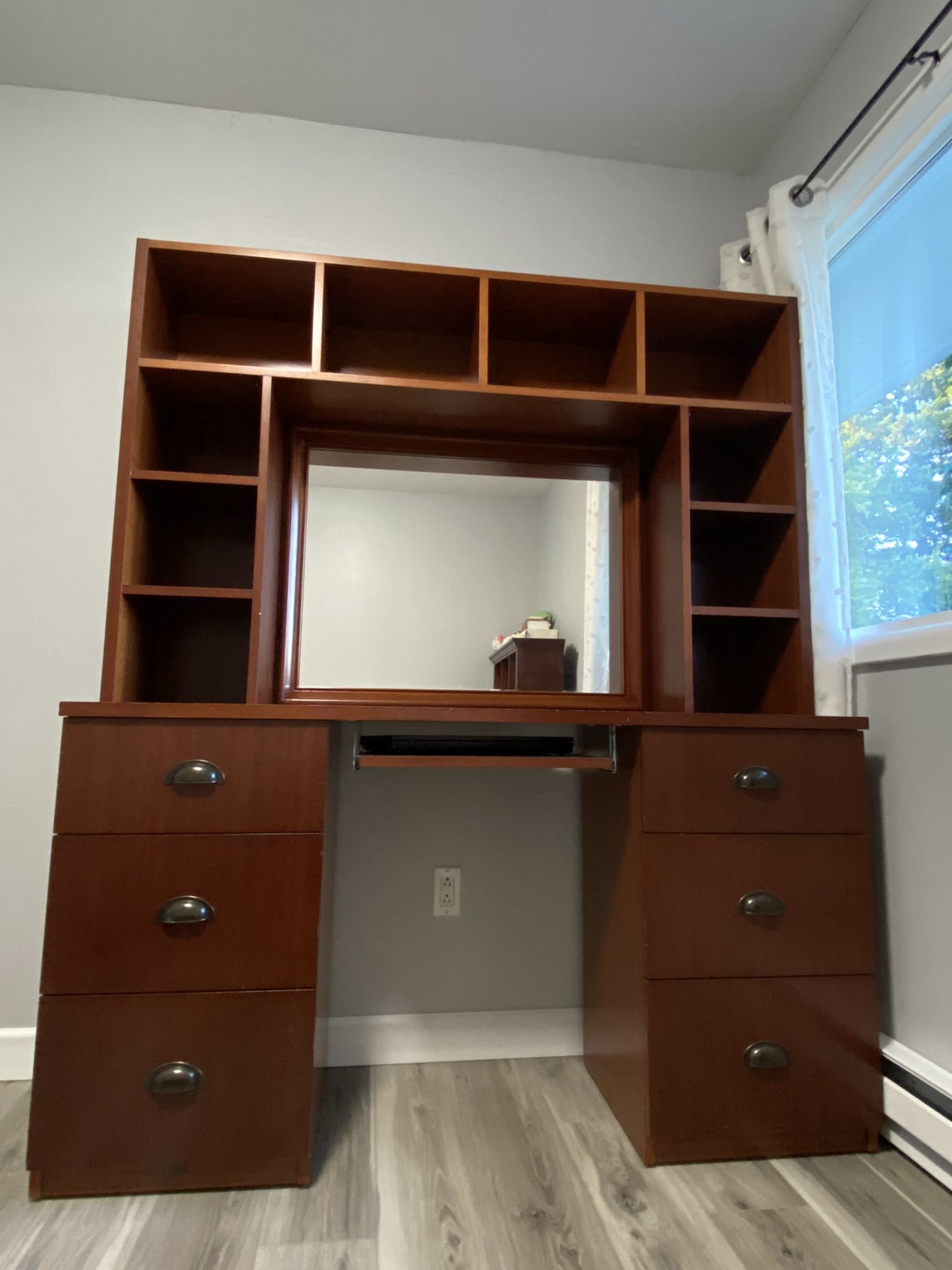 Vanity/ Desk