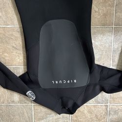 Wet Suit 