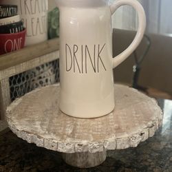 UFS RAE DUNN DRINK PITCHER
