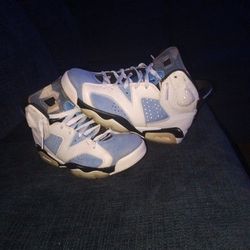 Jordan Retro Throw Backs Unc Woman's Size 7-1/2