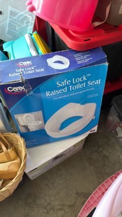Safety lock toilet seat