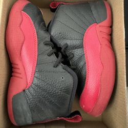 Size 9C Jordan 12 Flu game