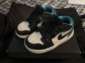 Air Jordan’s size 7c gently used