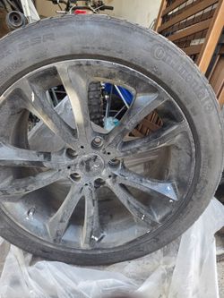 245/40/19 bmw 750i wheels
