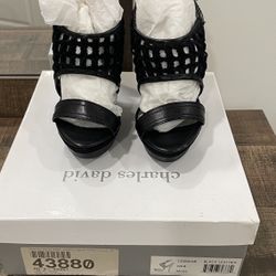 Charles David Black Leather Heels Brand New Sz 51/2