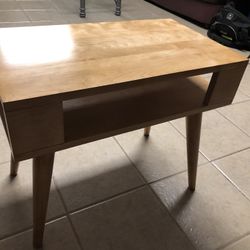 Mid Century Modern End Table Vintage 1960’s