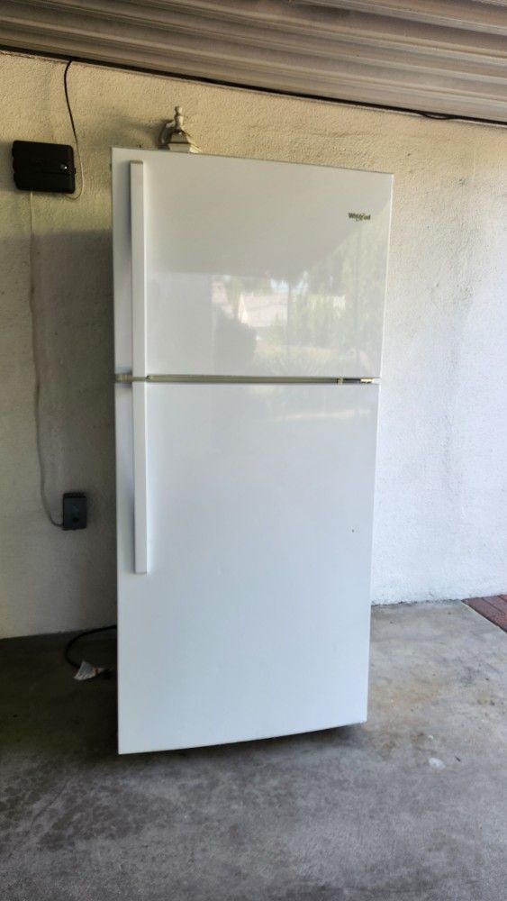 White Whirlpool Fridge