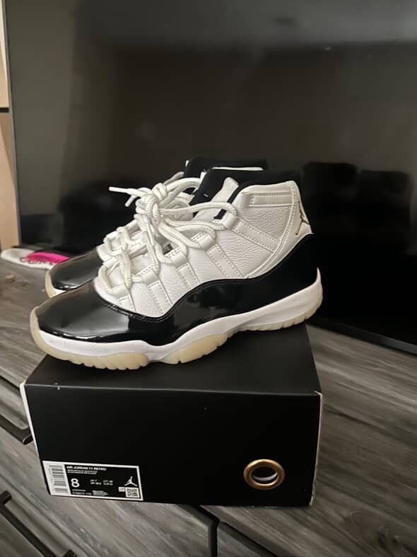 Jordan 11s Retro concords
