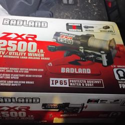 BADLAND WINCH 2500
