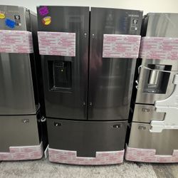 SAMSUNG BIG CAPACITY 28 Cu Ft FRIDGE