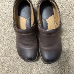 Womens Shoes