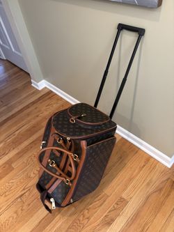 Duffel Bag On Rollers