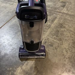 🧹 Shark Navigator Swivel Pro Complete – LIKE NEW (Used Once!) 💜- Aspiradora Casi Nueva  